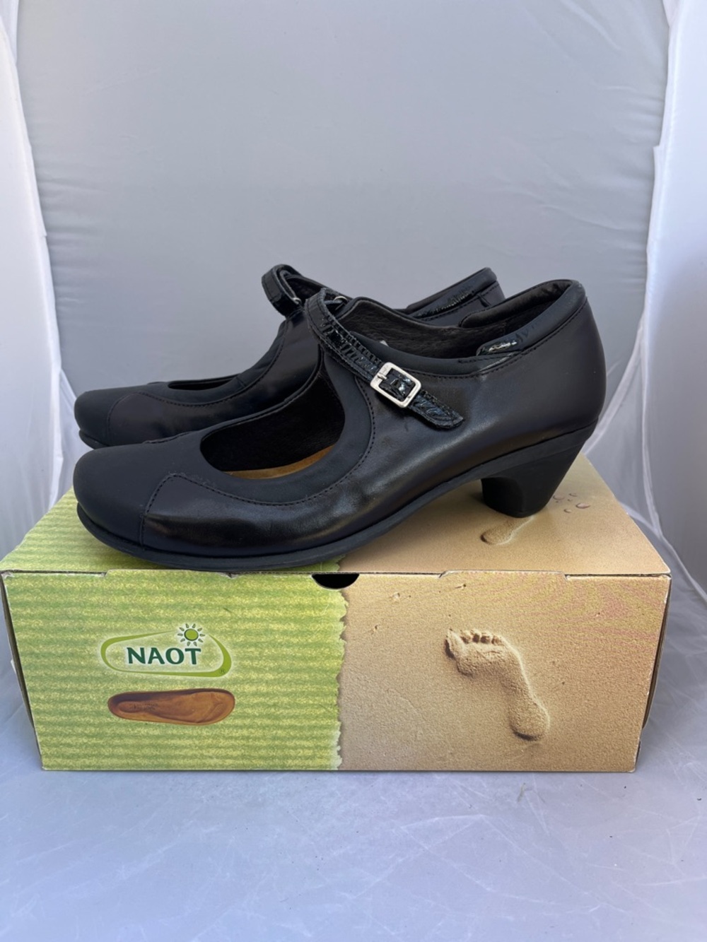 Naot Dashing Leather Mary Jane Low Heel with Buckle Strap - Size 8-8.5 / 39
